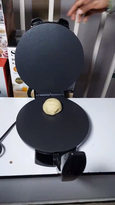 #rotimaker #roti #chapatimaker #shopeesg