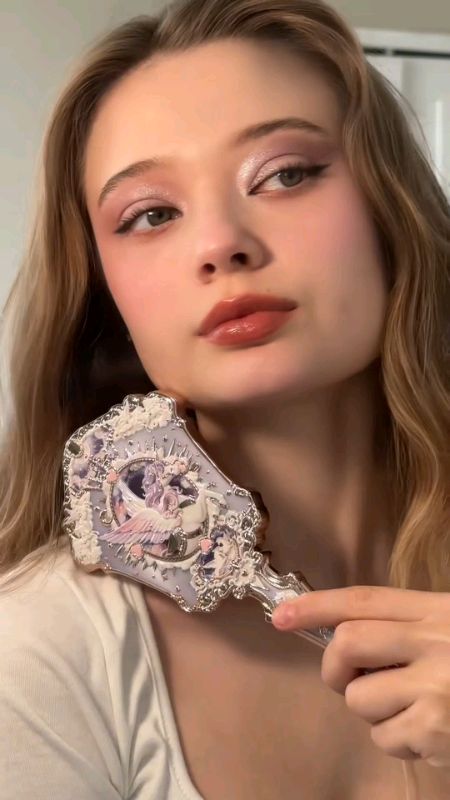 #FloweKnows Knight Unicorn Collection Glazed #Lipstick #Fyp #Supertrending